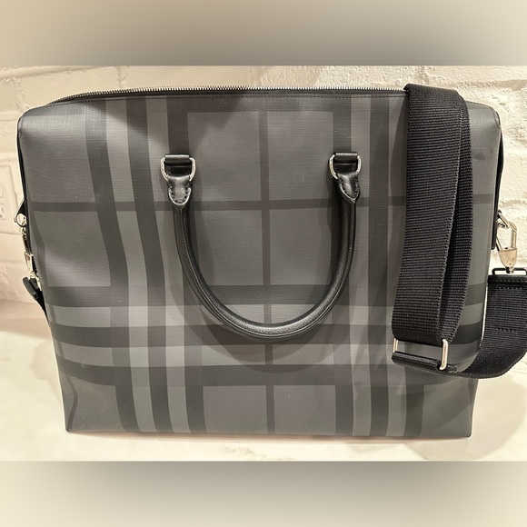 Authentic Burberry Laptop Bag. Lightly used. Very Minimal wear if any. - Picture 1 of 5
